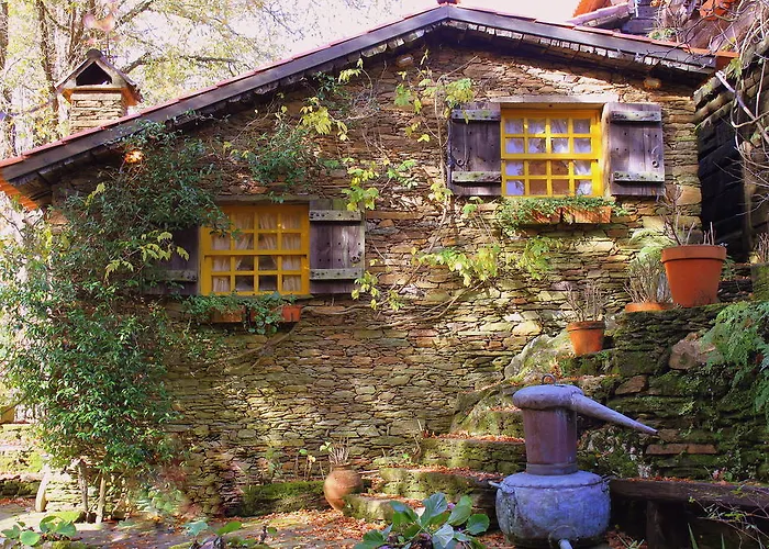 Дом отдыха Casas Da Azenha Вила-Нова-ди-Сервейра