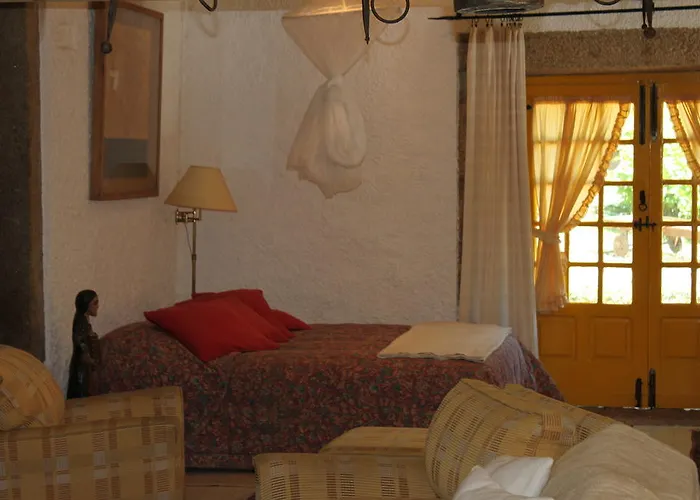 Casas Da Azenha Вила-Нова-ди-Сервейра